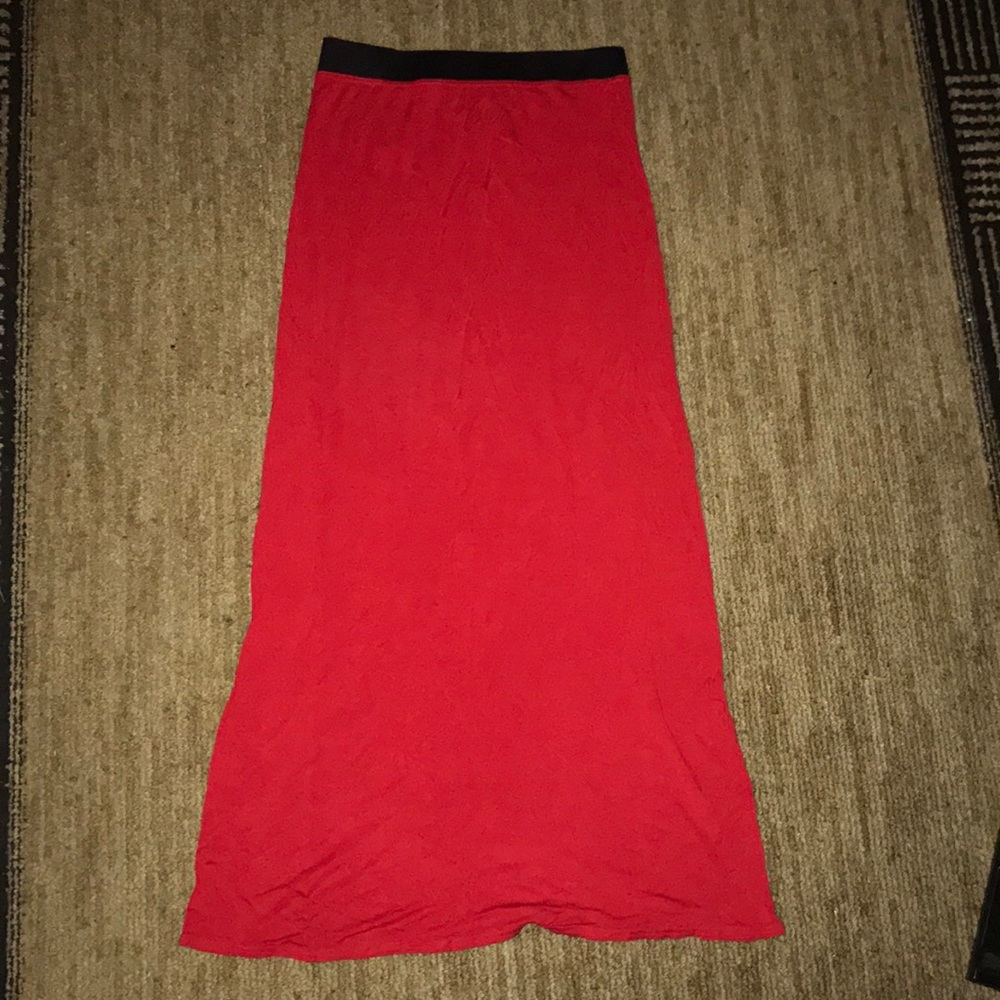 Red maxi skirt w/ black elastic waist
